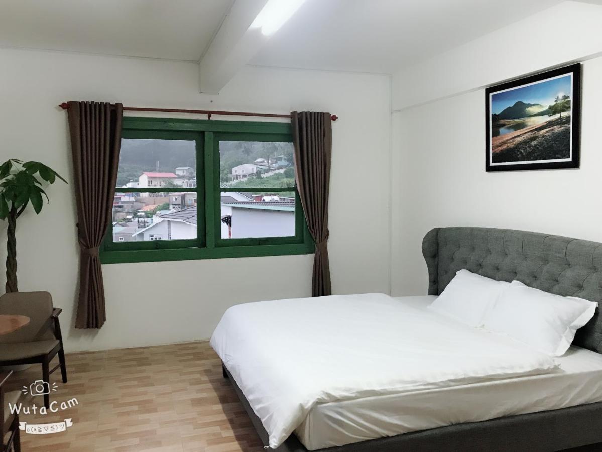 Homestay Khu Vuon Hoang Gia Dalat Exteriör bild