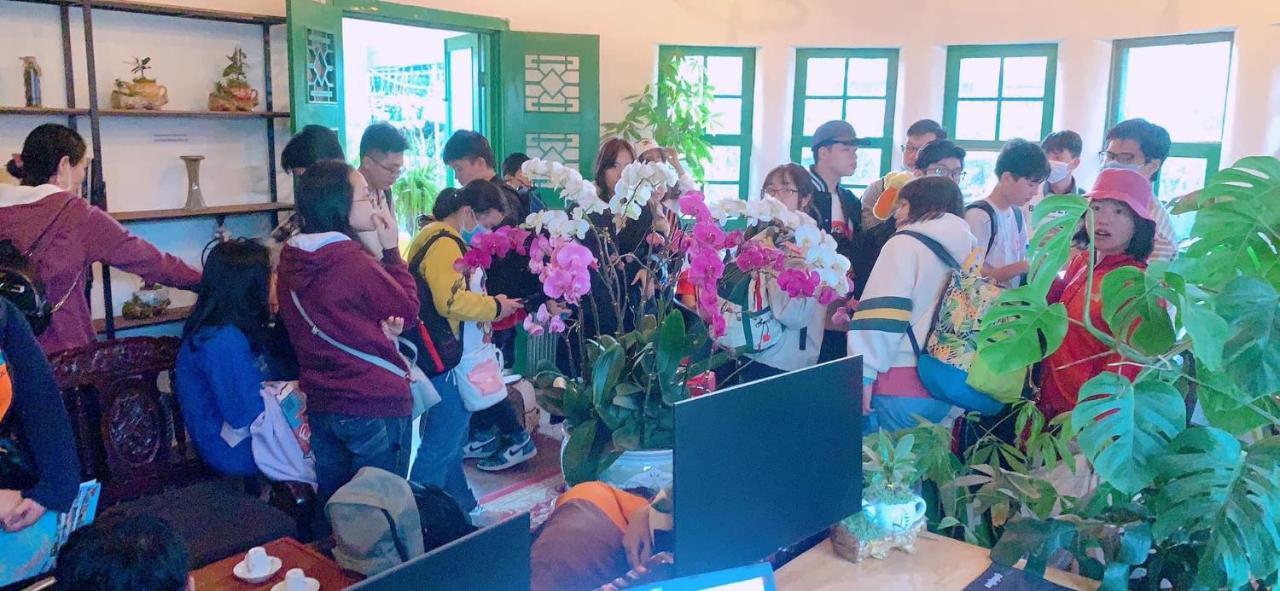Homestay Khu Vuon Hoang Gia Dalat Exteriör bild